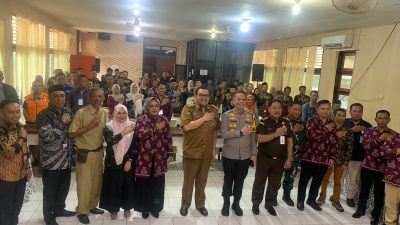 Pj Bupati Parimo Hadiri Rapat Pleno di KPU