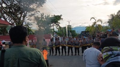 AMPD Protes Kinerja KPU Parimo