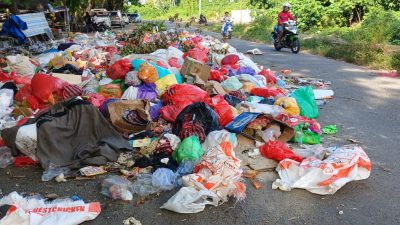 Kota Adipura Parigi Moutong di Kepung Sampah