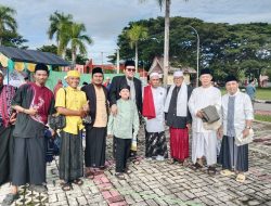 Bupati Parigi Moutong dan Masyarakat Gelar Sholat Idul Fitri 1446 H di Halaman Kantor Bupati