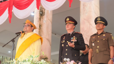 Upacara Hardiknas 2025 di Parimo Sarat Kearifan Lokal