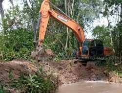 BPBD Parimo Kerahkan Alat Berat untuk Cegah Banjir di Musim Hujan