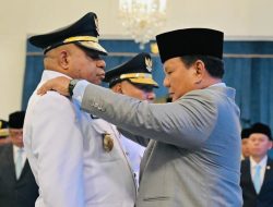 Presiden Prabowo Lantik 25 Pejabat Baru, Tegaskan Loyalitas dan Kinerja untuk Rakyat