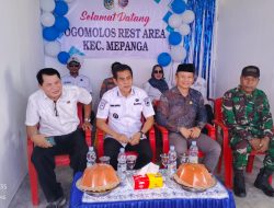 Bupati Parigi Moutong Resmikan Rest Area Ogomolos dan Salurkan Bantuan Pangan untuk 42 Ribu KPM