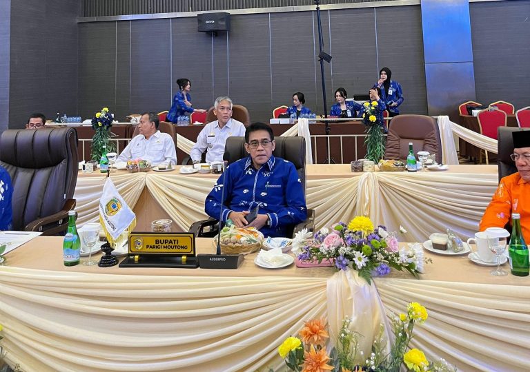 Bupati Parigi Moutong Hadiri RUPST dan RUPS-LB Bank Sulteng, Tegaskan Dukungan Penguatan Bank Daerah