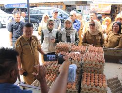 Harga Sembako Terkendali, Pemda Parigi Moutong Desak Tambahan Pasokan Minyak Goreng
