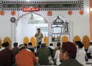 Safari Ramadhan di Sienjo, Wabup Abdul Sahid Serahkan 50 Paket Sembako dan Ingatkan Bahaya Narkoba