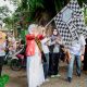 Diguyur Hujan, Semangat Tetap Menyala: Bunda PAUD Parigi Moutong Lepas Karnaval Hardiknas 2026
