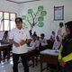 Bupati Erwin Tinjau Pemanfaatan Papan Digital di Sekolah, Soroti Keamanan dan Jaringan Internet